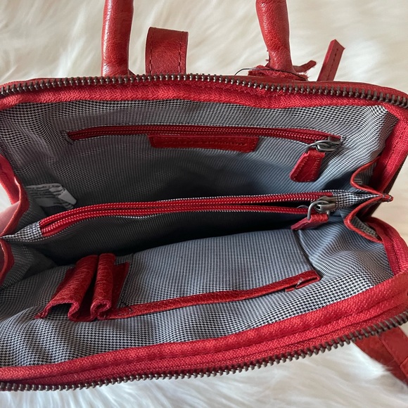 Spikes & Sparrow Leather Backpack (NEW) - Picture 12 of 12